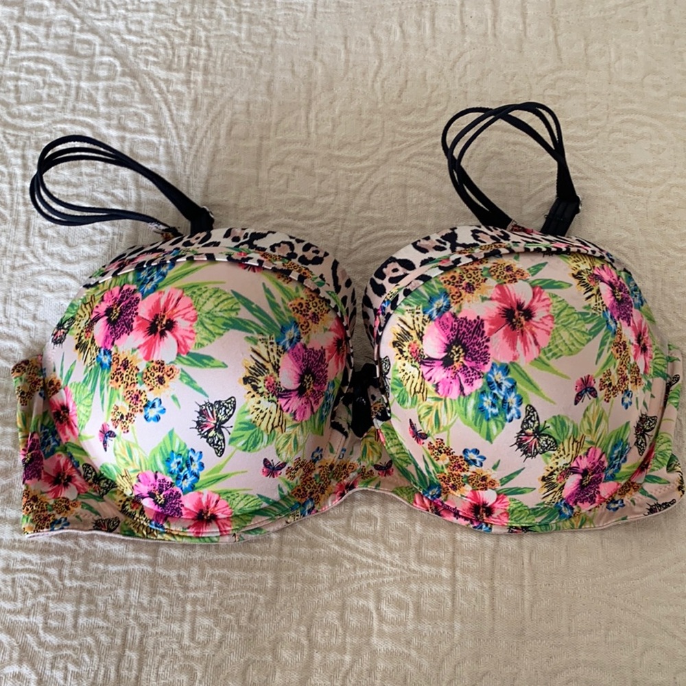 Victoria’s Secret bra
